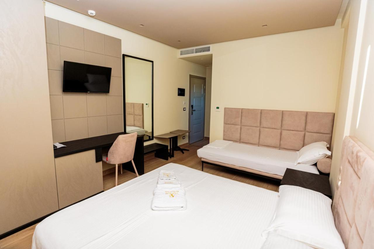 Vogue Boutique Hotell 3*